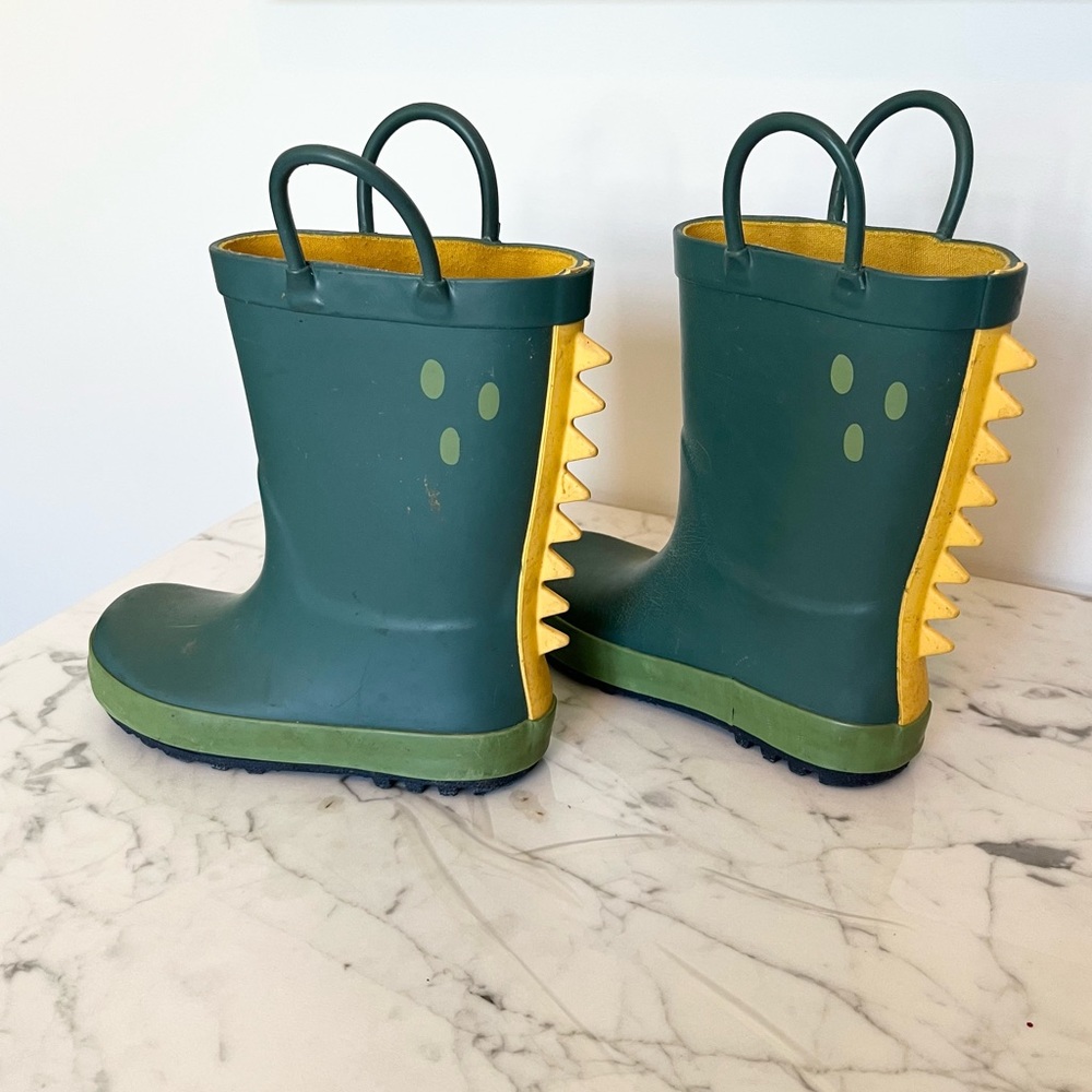 Toddler rain boot, size 10